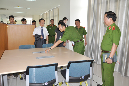 The representatives checked the equipment installation of the project